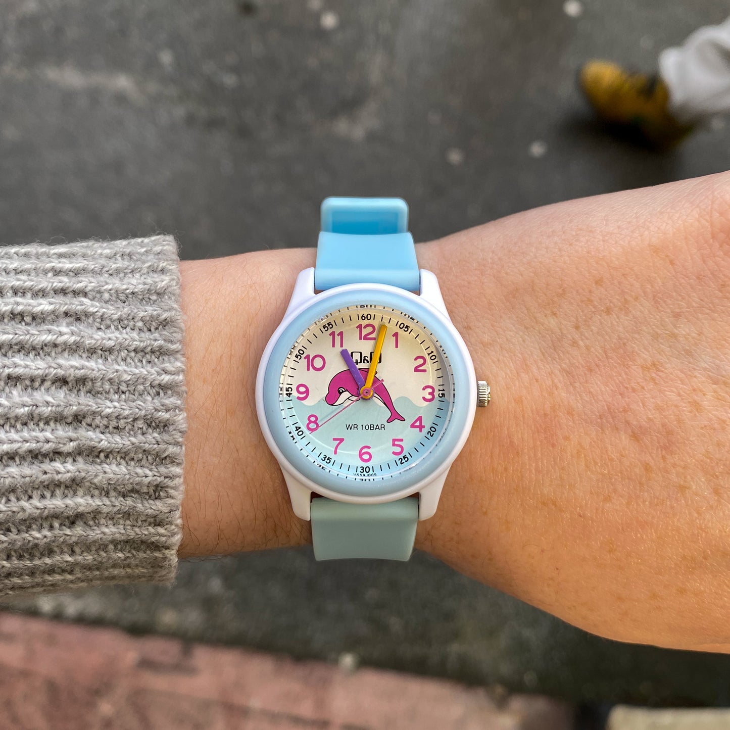 Q&Q Kids Dolphin Watch - John Ross Jewellers