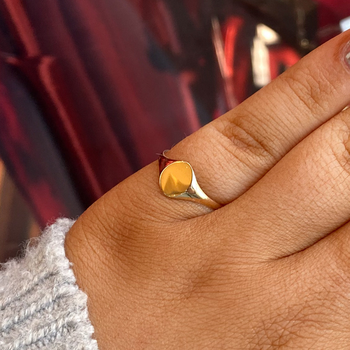 9ct Gold Oval Signet Ring