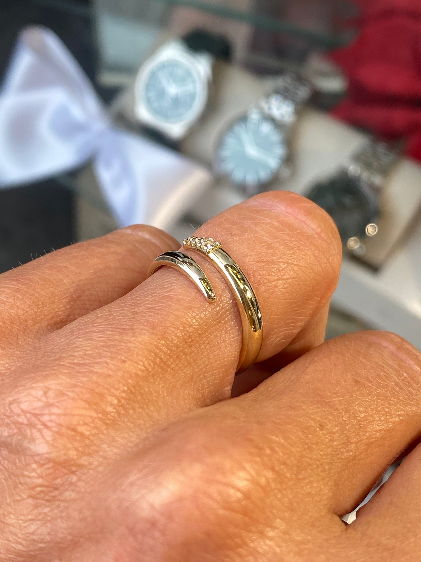 9ct Gold CZ Tipped Wraparound Ring - John Ross Jewellers