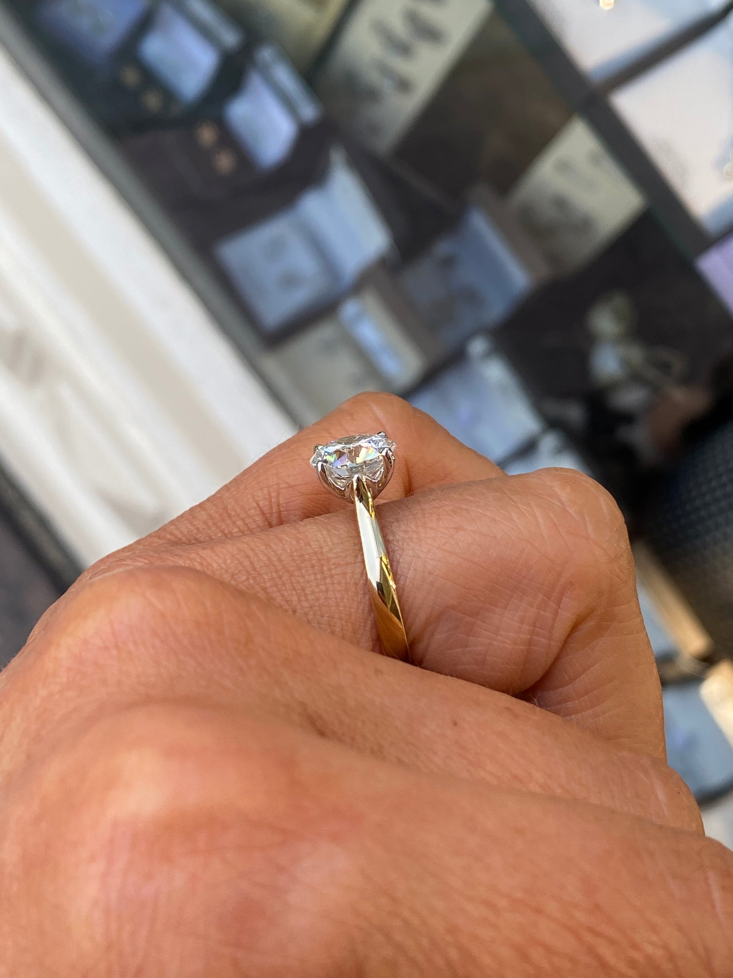 18ct Gold Solitaire Engagement Ring | Certificated Lab 3.00ct - John Ross Jewellers