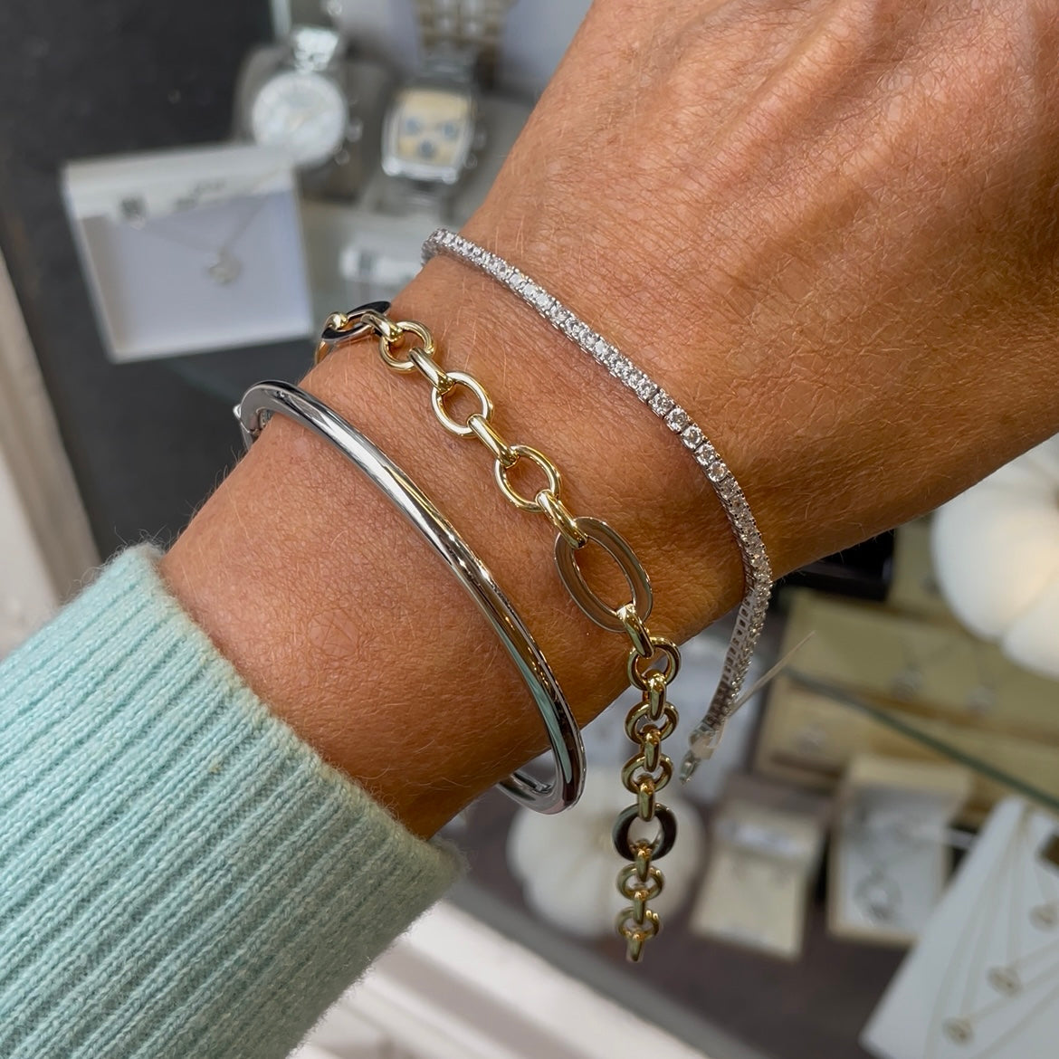 9ct Gold Elongated Oval Link Two Tone Bracelet - John Ross Jewellers