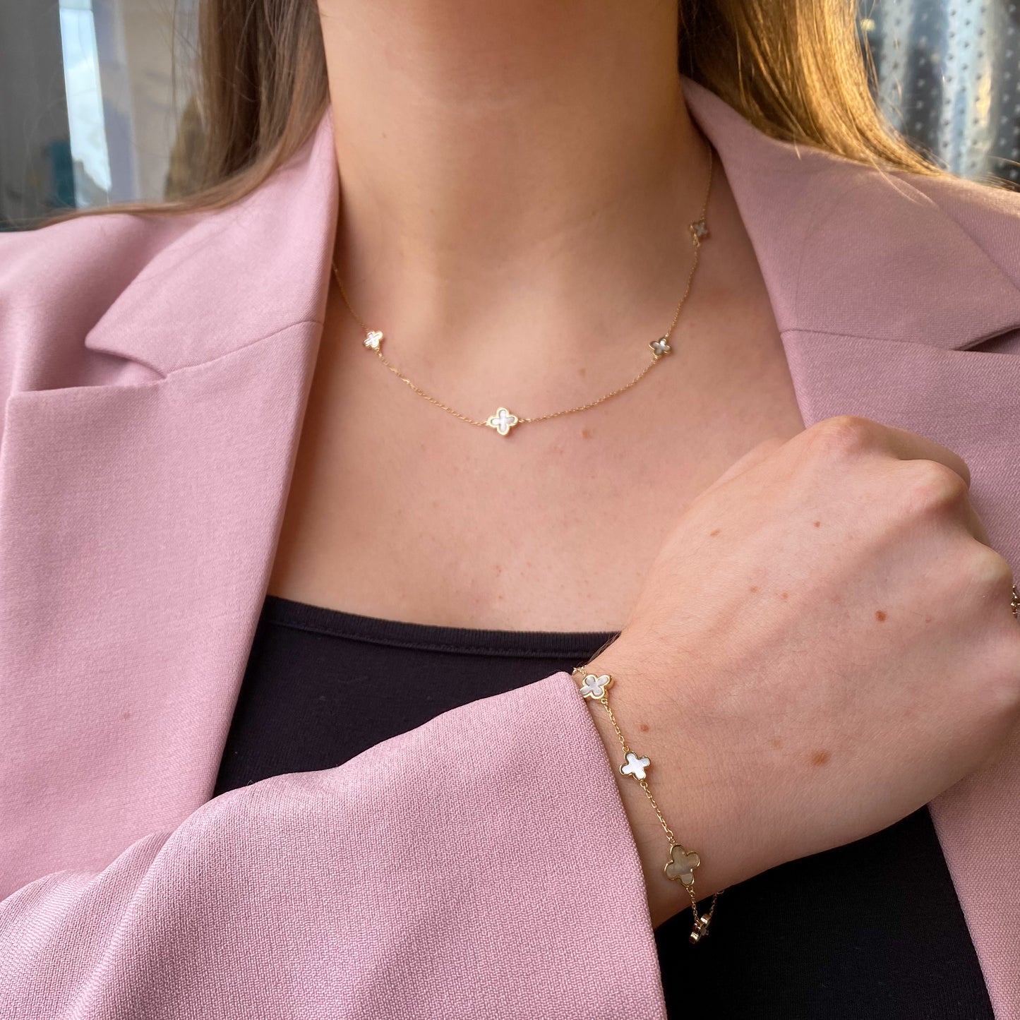 9ct Gold Mother of Pearl Quatrefoil Necklace - John Ross Jewellers