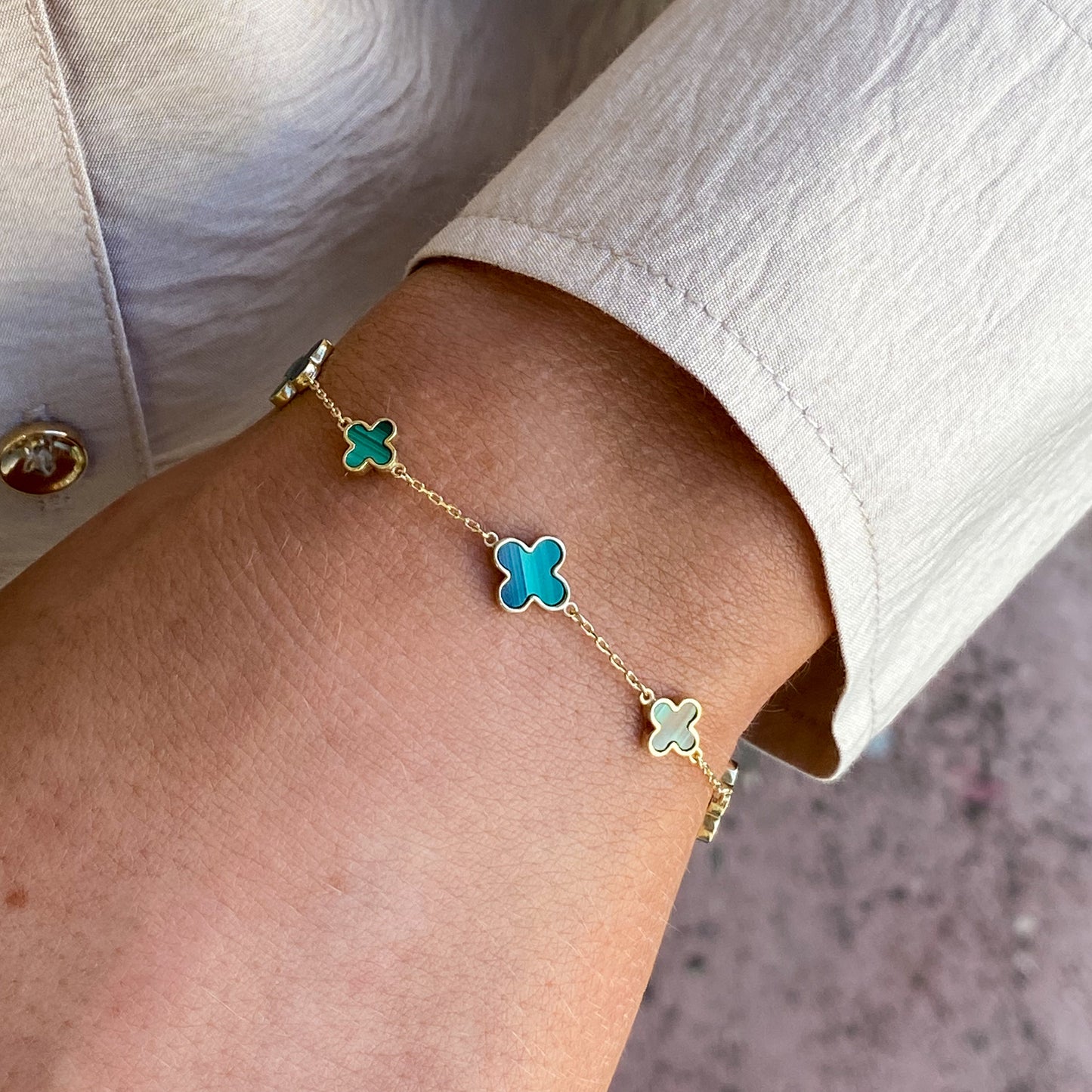 9ct Gold Malachite Graduated Quatrefoil Bracelet - John Ross Jewellers