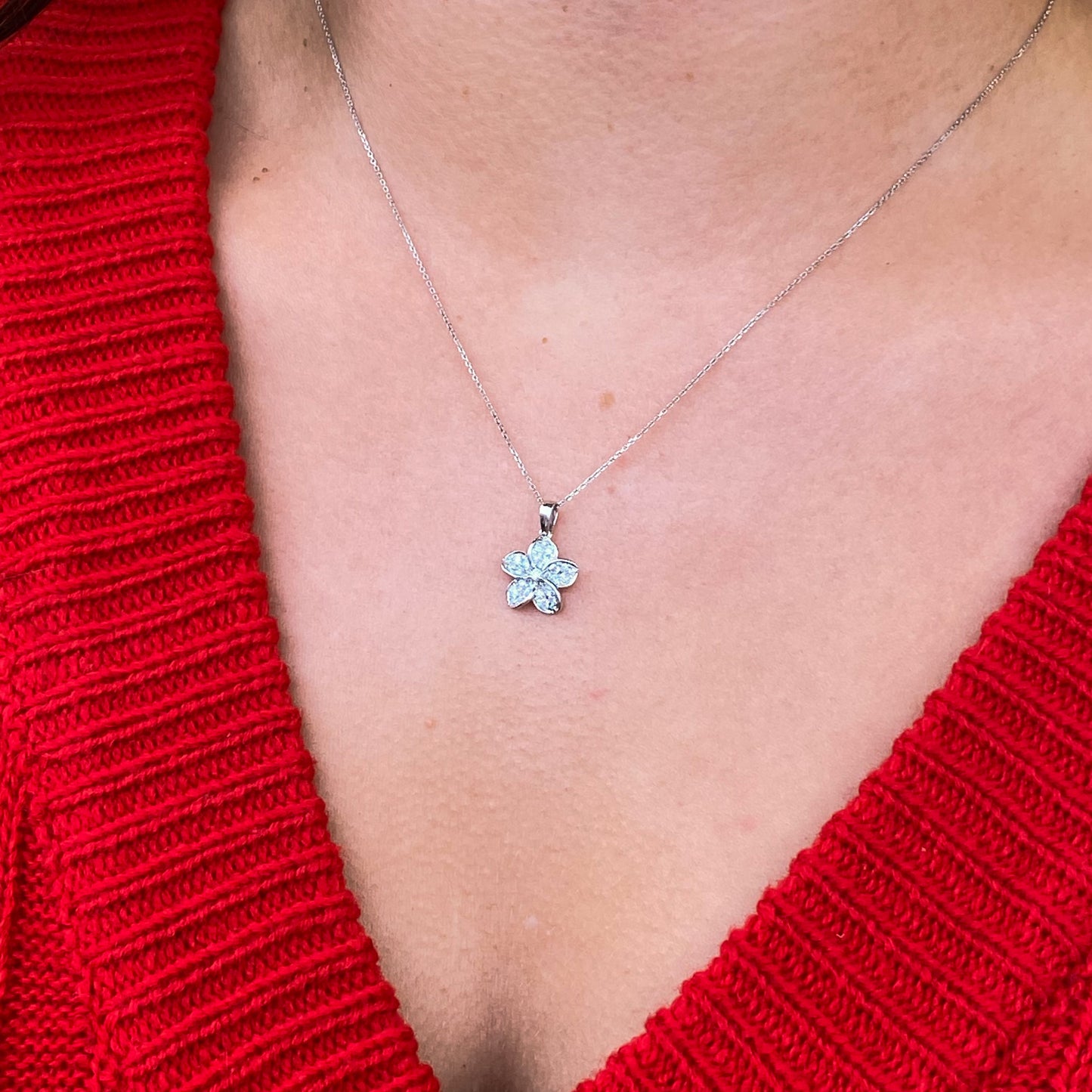 9ct White Gold Diamond Flower Necklace | 0.35ct - John Ross Jewellers