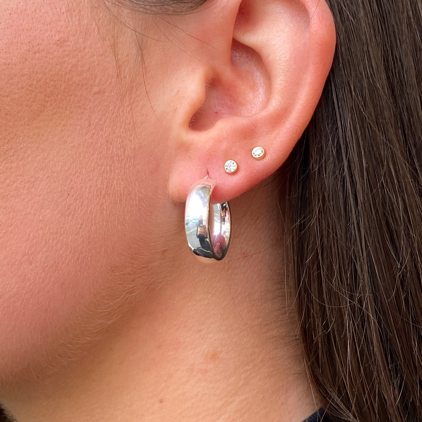 Silver Court Hoop Earrings | 20mm - John Ross Jewellers