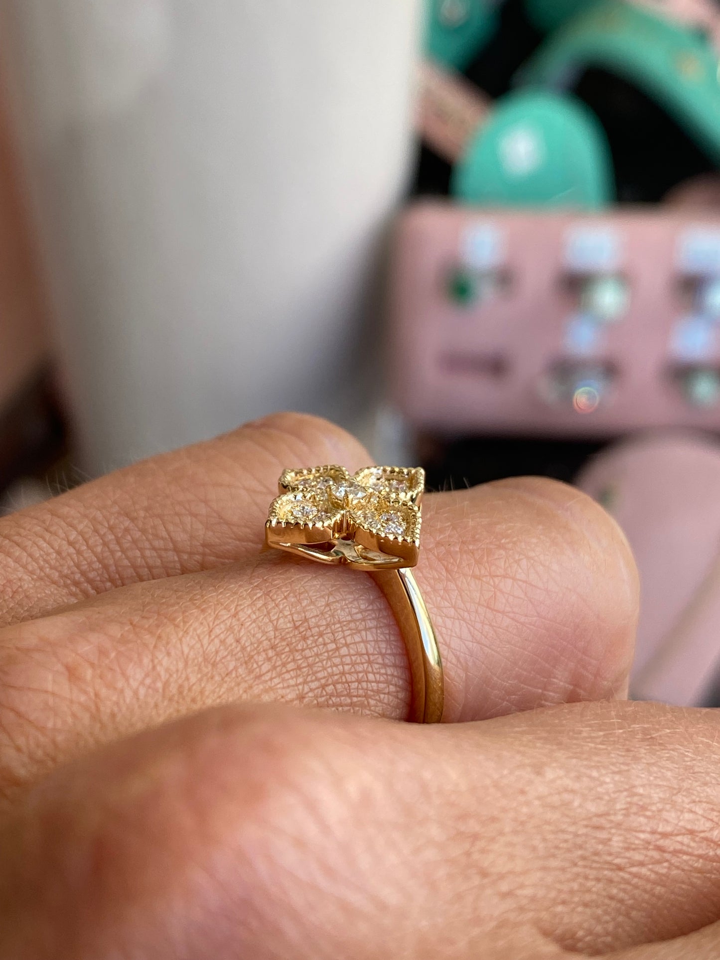 18ct gold Venetian quatrefoil diamond ring by Lanza, featuring intricate quatrefoil design and sparkling diamonds.