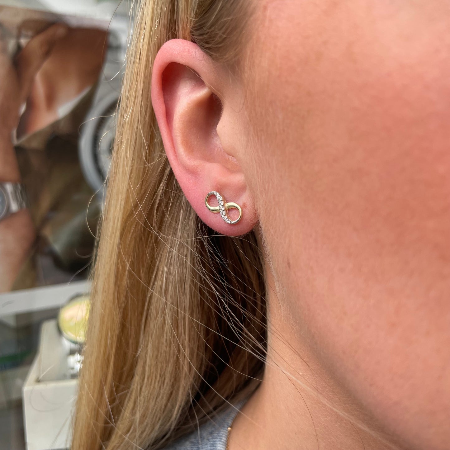 9ct Gold CZ Infinity Stud Earrings - John Ross Jewellers