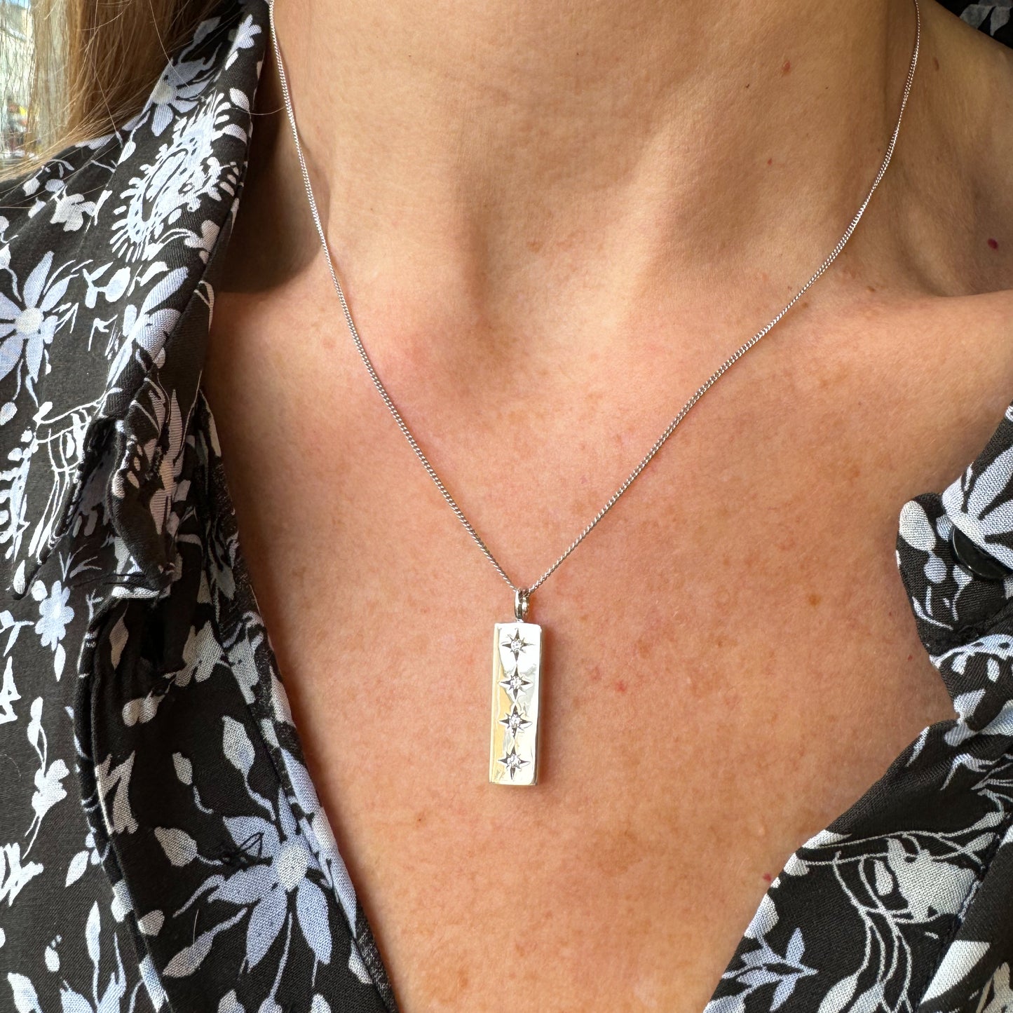 Silver Star Set CZ Ingot Necklace - John Ross Jewellers