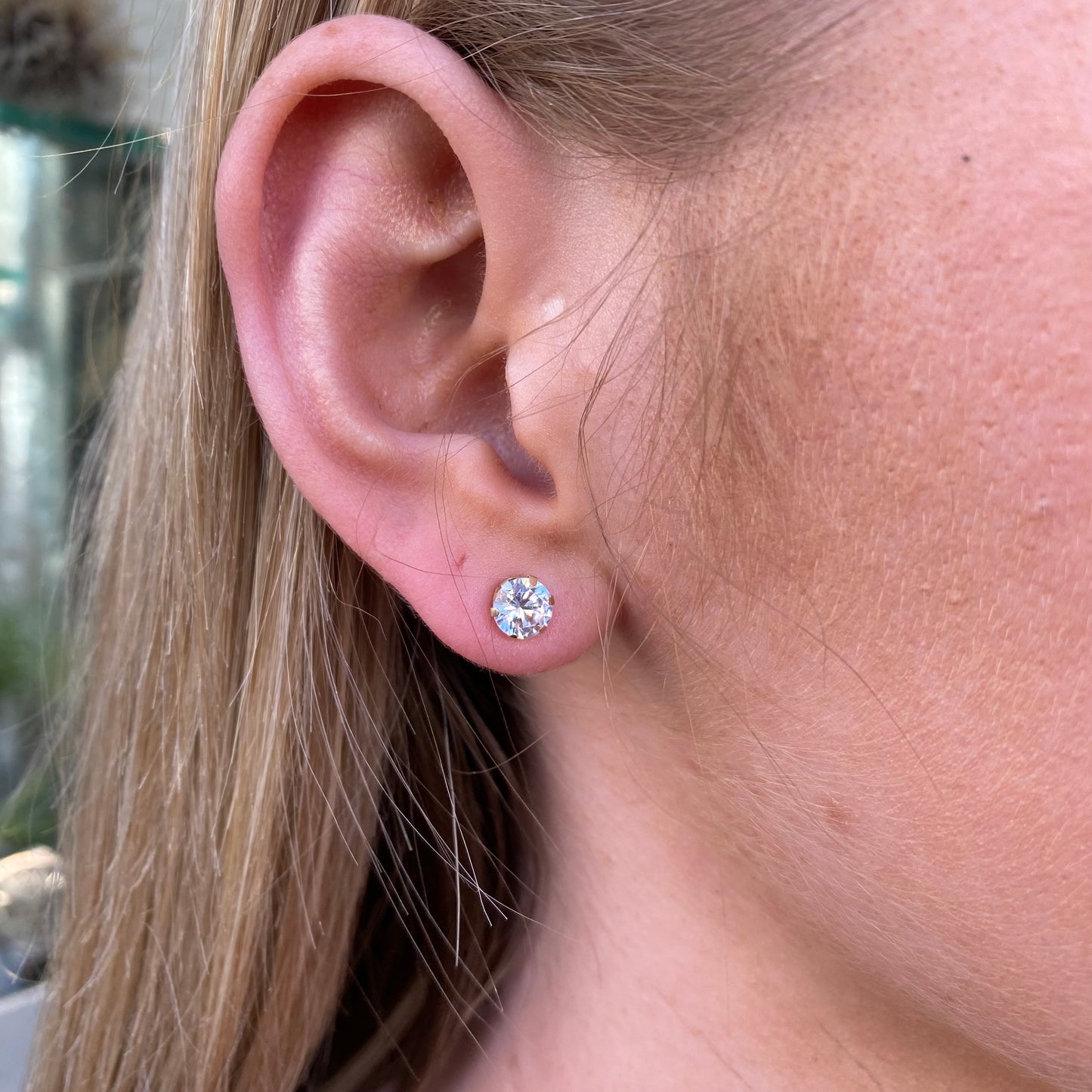 9ct Gold Claw-set 6mm CZ Earrings - John Ross Jewellers