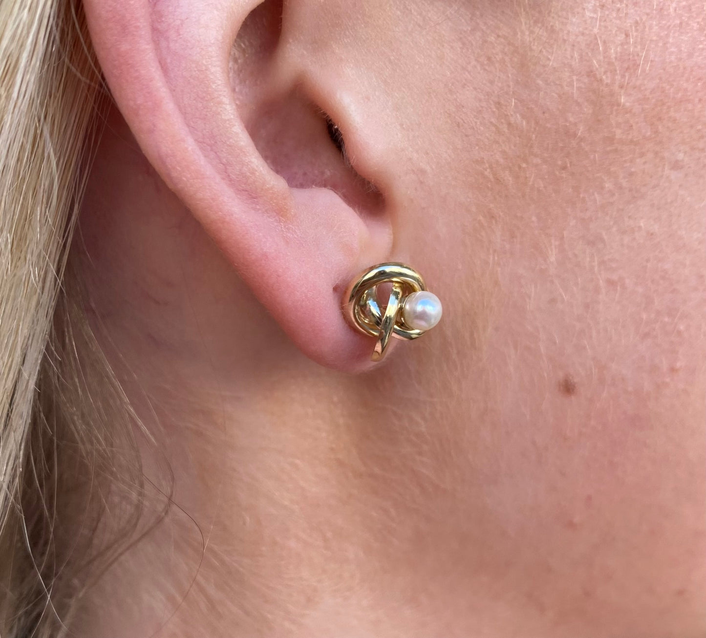 9ct Gold Freshwater Pearl Knot Earrings | 4.5mm - John Ross Jewellers