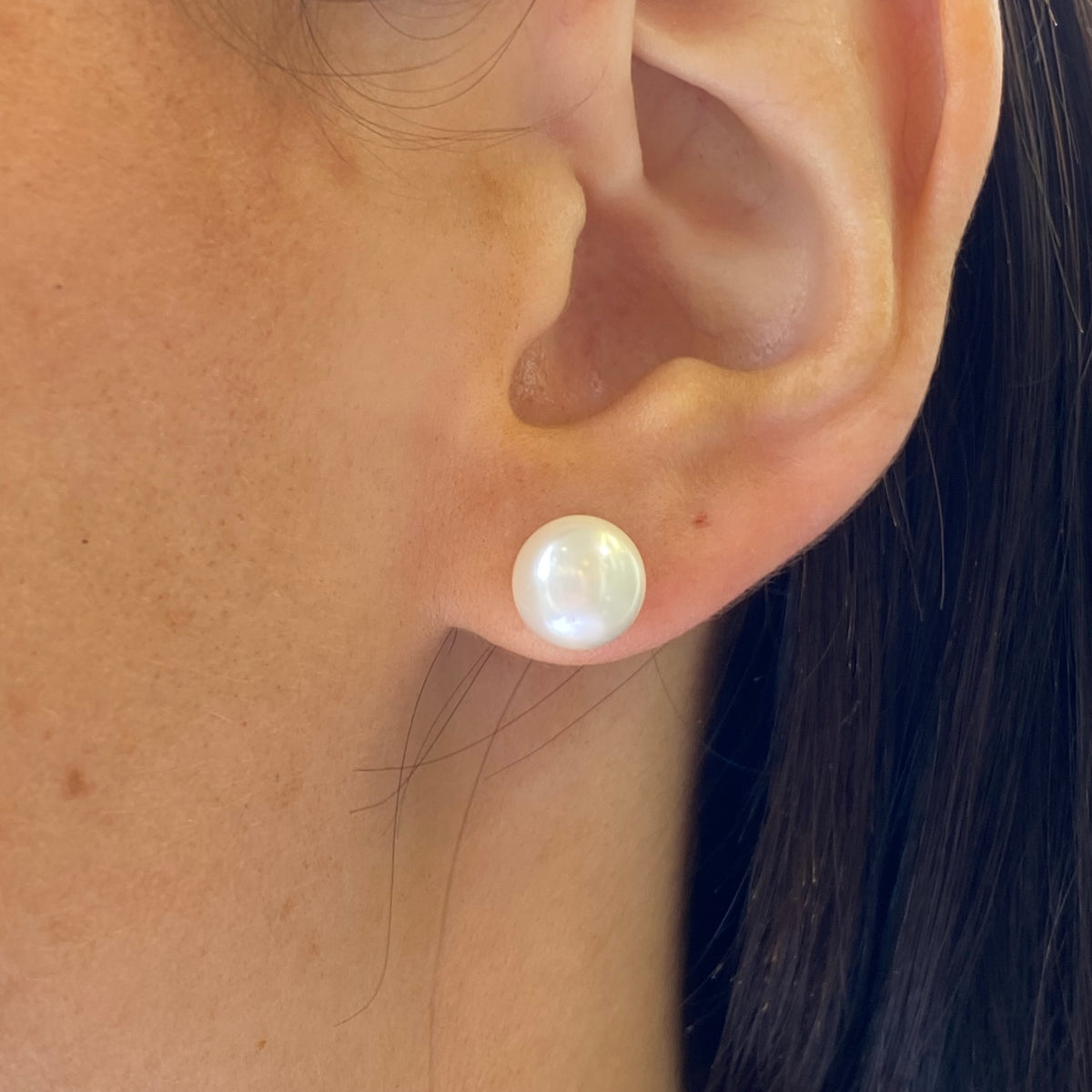 Silver Freshwater Pearl Stud Earrings | 9mm