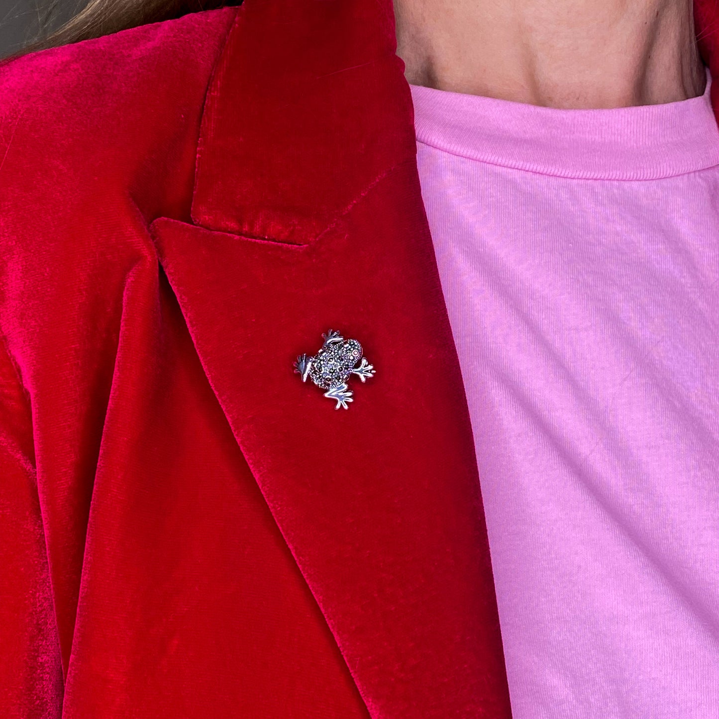 Silver Marcasite Little Frog Brooch - John Ross Jewellers