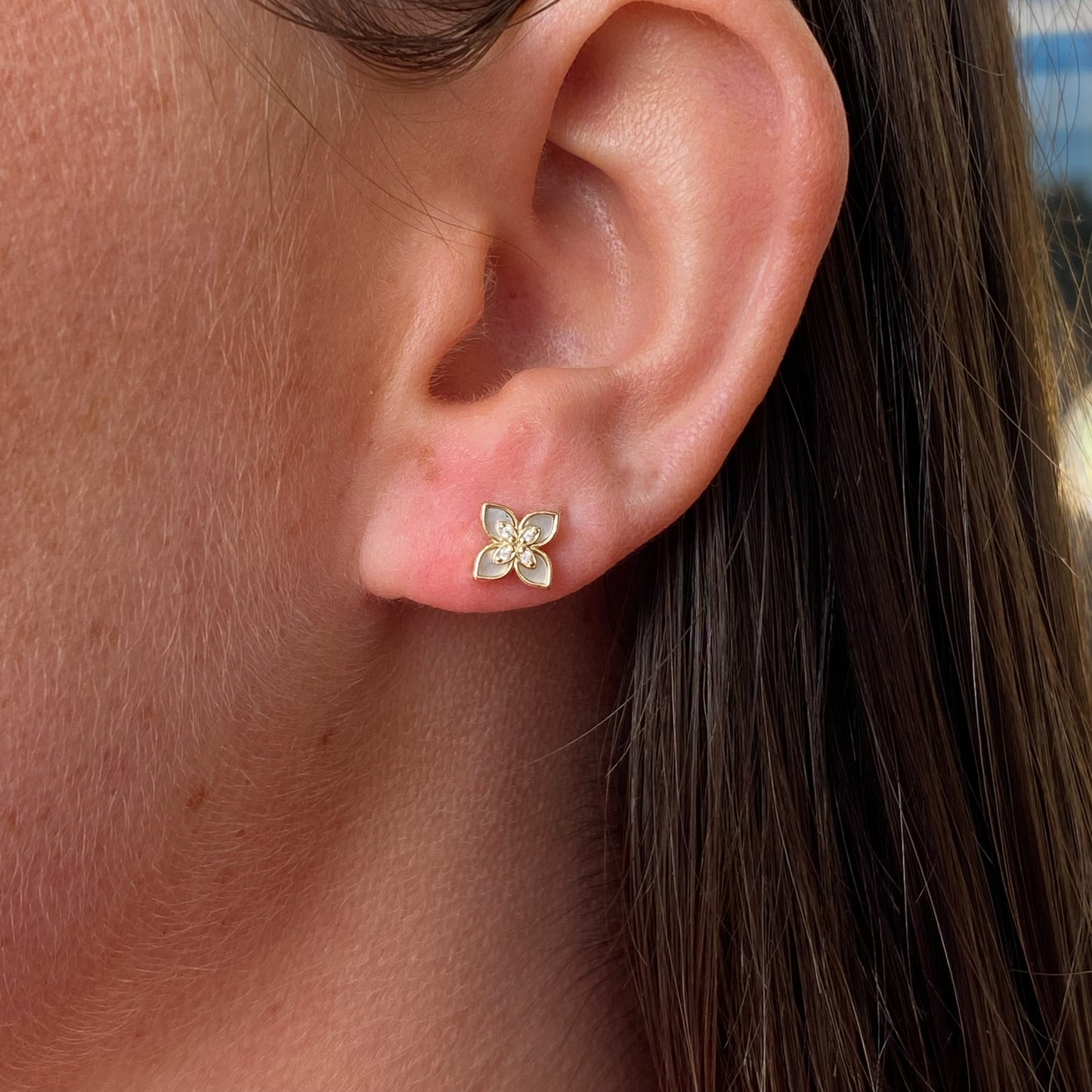 9ct Gold CZ & Mother of Pearl Louis Stud Earrings - John Ross Jewellers