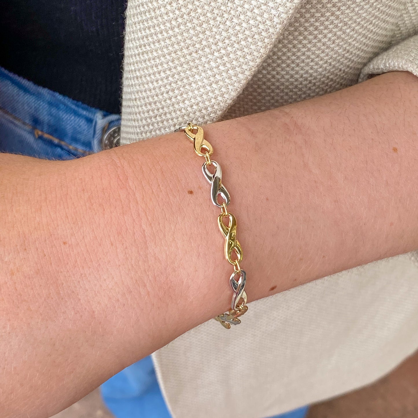 9ct Gold Two Tone Infinity Bracelet - John Ross Jewellers