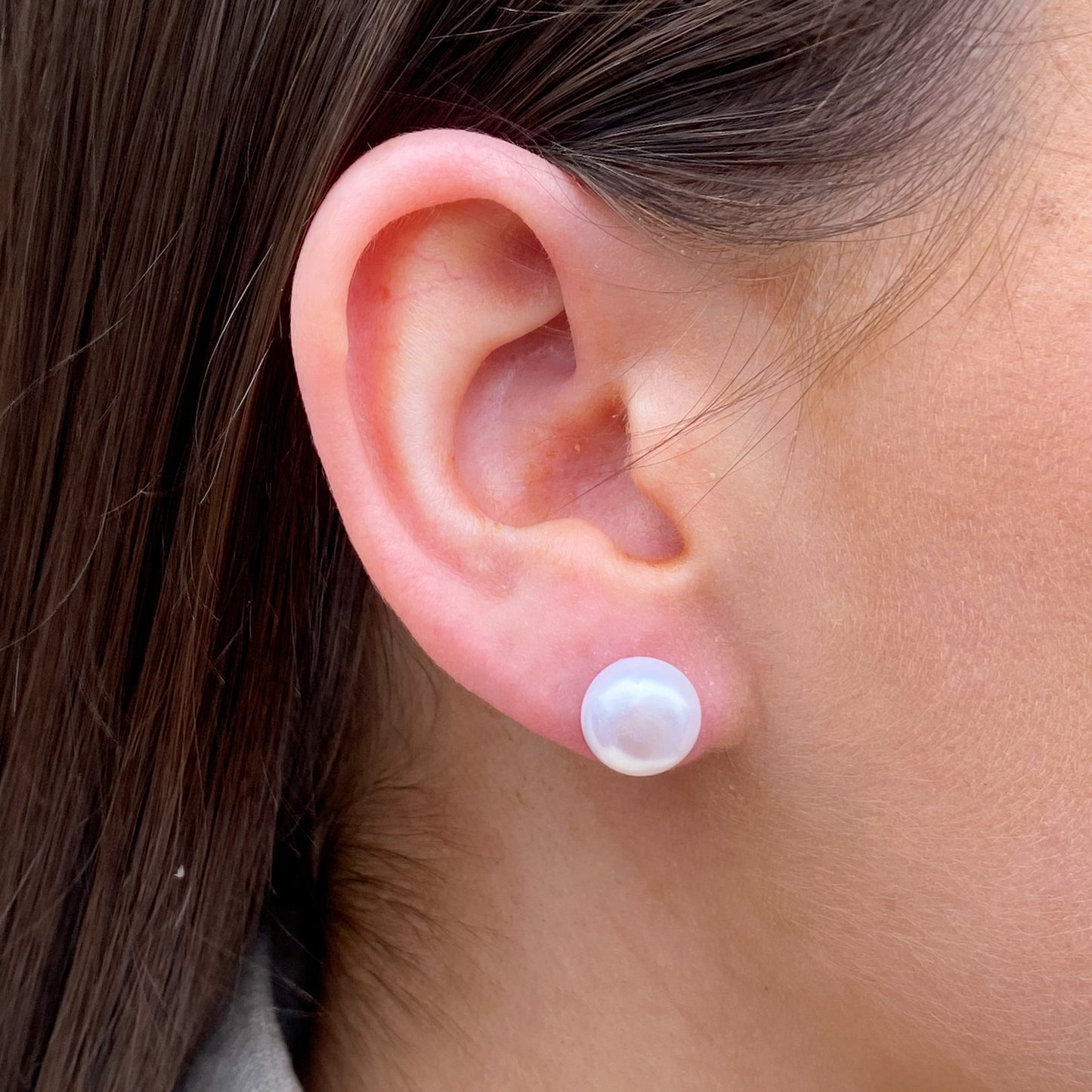 18ct Gold 10mm Pearl Button Stud Earrings - John Ross Jewellers