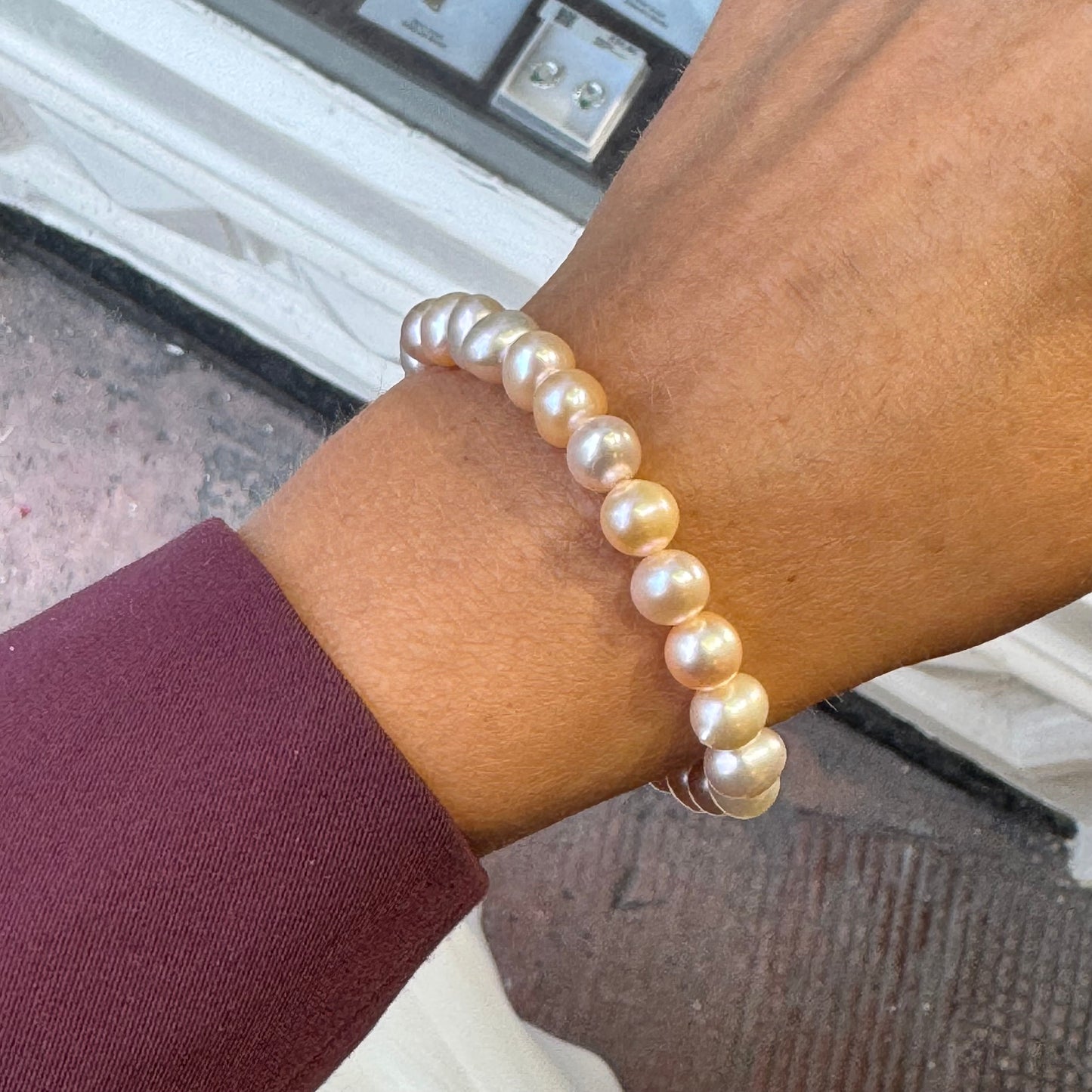 Peachy Cultured Freshwater Pearl Bracelet - 7-8mm|Stretch - John Ross Jewellers