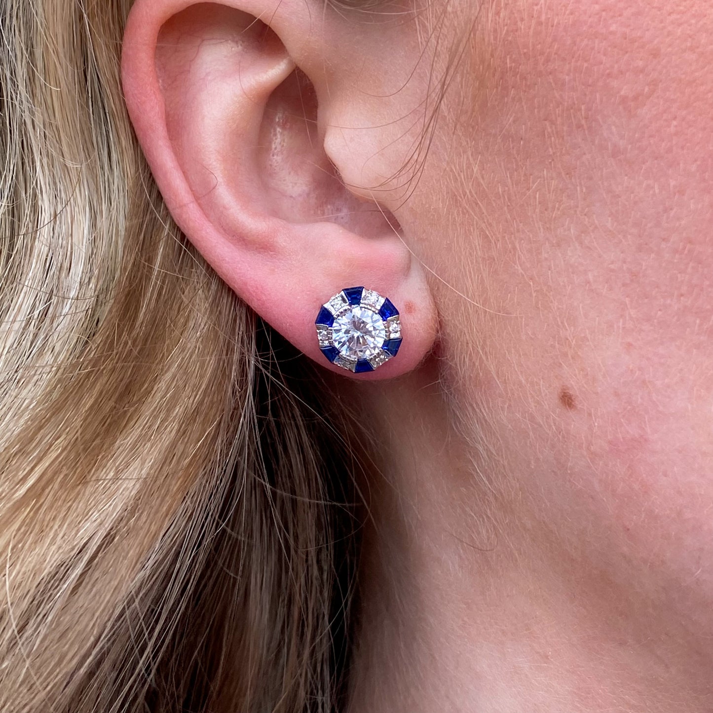 Silver Round CZ Stud Earrings | C Flawless | Sapphire Blue - John Ross Jewellers