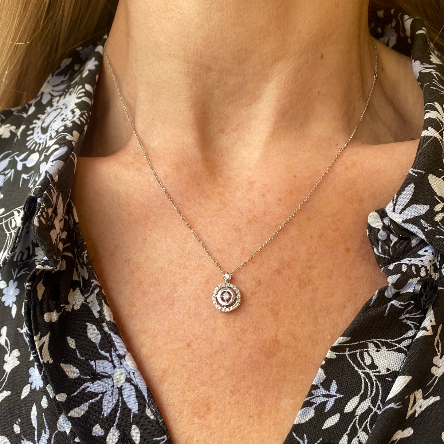 18ct White Gold Target Slider Diamond Pendant - John Ross Jewellers