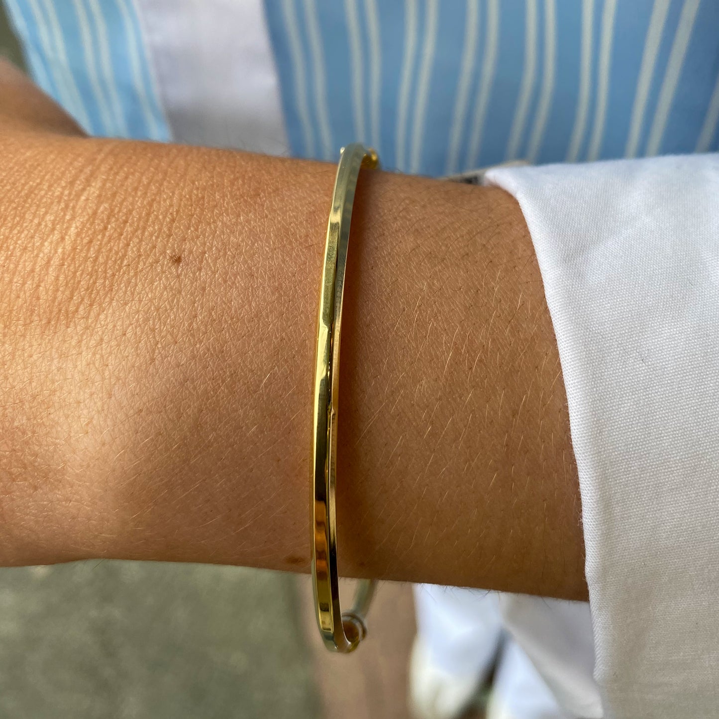 9ct Gold Ridged Bangle - John Ross Jewellers