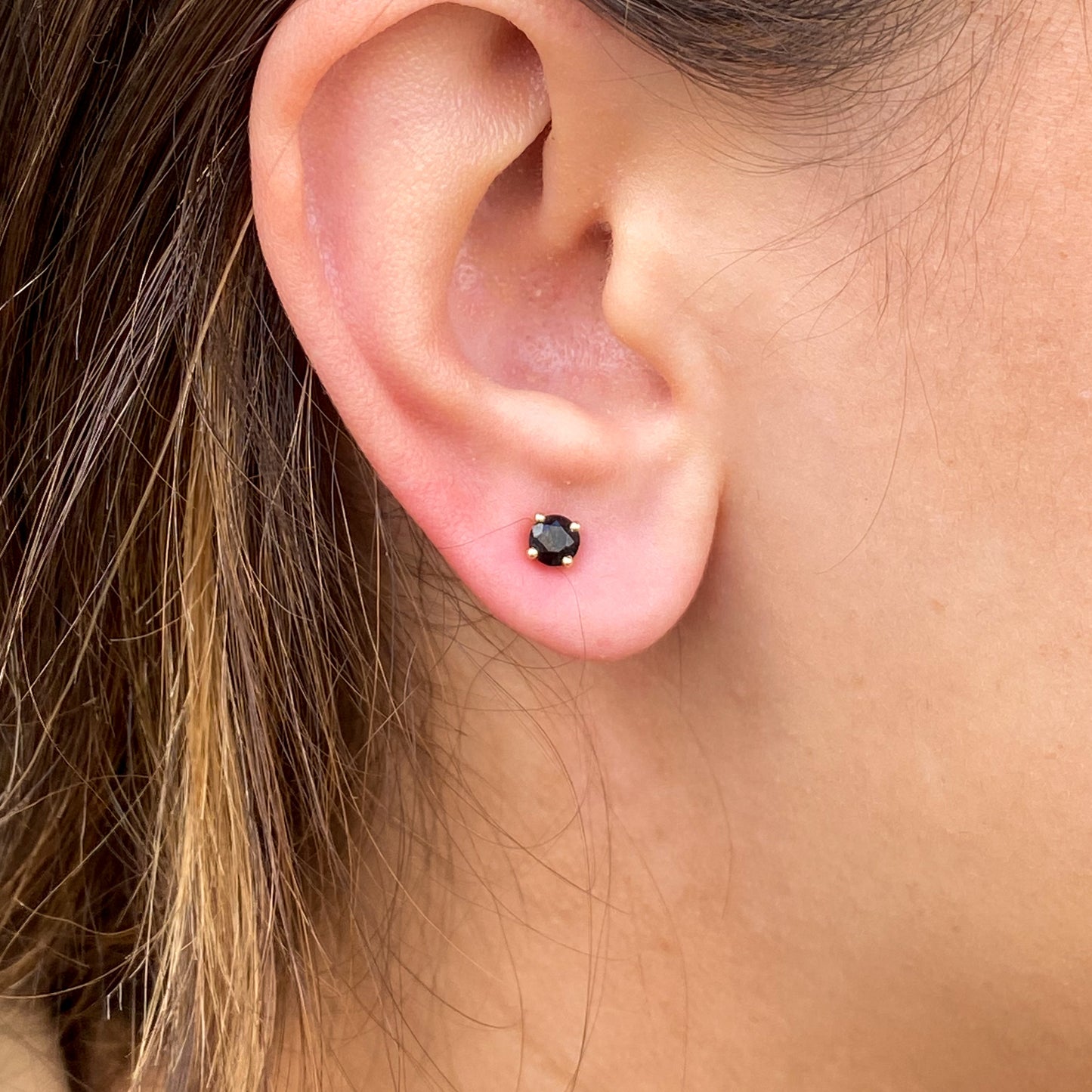 14ct Gold Black Stud Earrings | 4mm - John Ross Jewellers