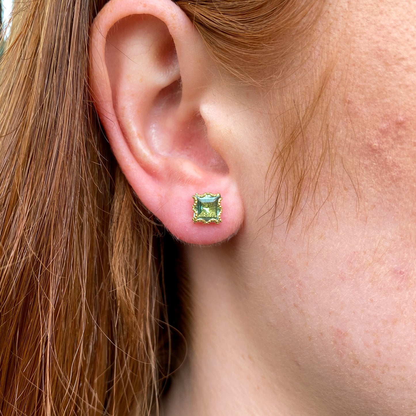 18ct Gold Faceted Light Green Quartz Stud Earrings - John Ross Jewellers