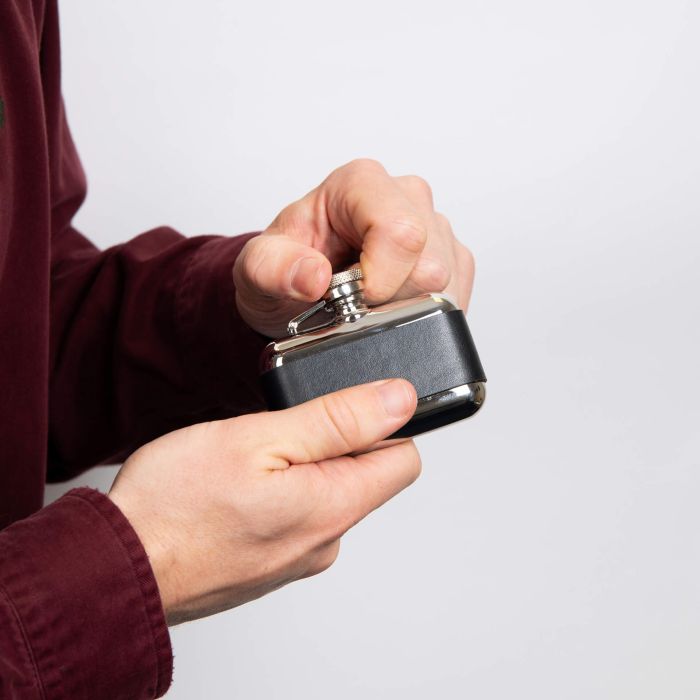 Fred Bennett 3oz Hip Flask - John Ross Jewellers