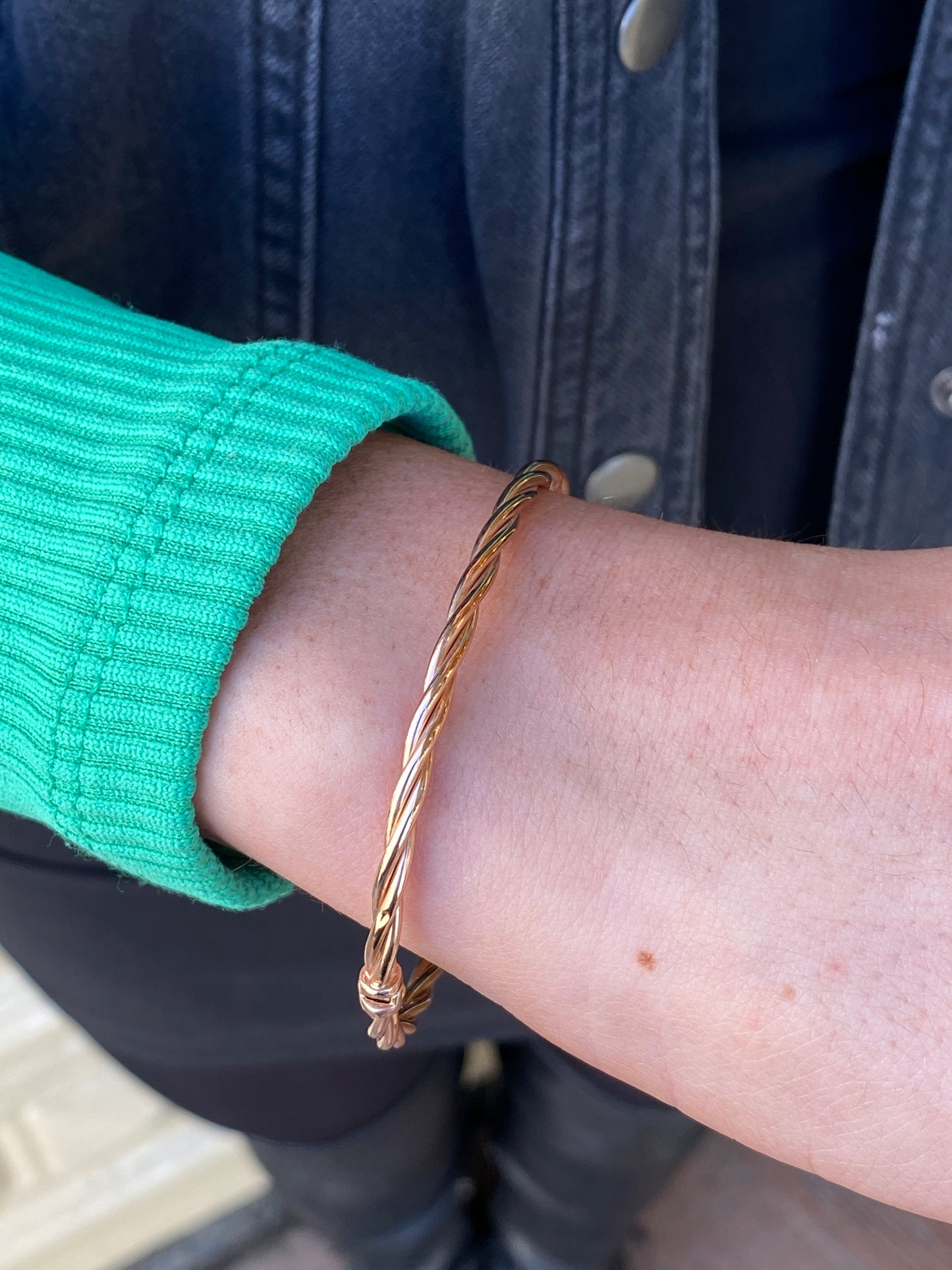 9ct Rose Gold Twist Bangle - John Ross Jewellers