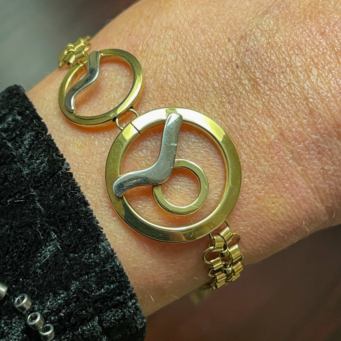 9ct Gold Fancy Bracelet | Two Tone - John Ross Jewellers