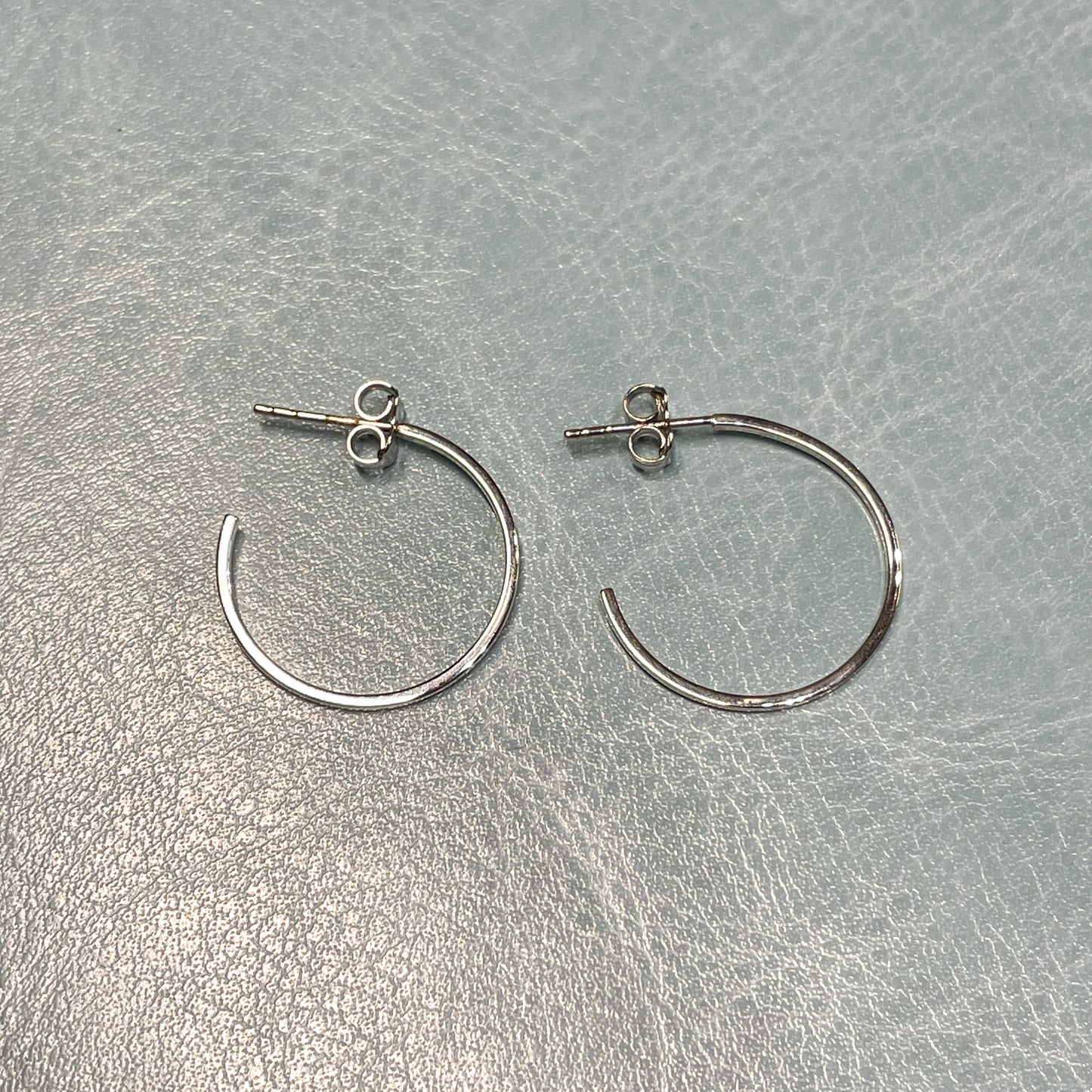 9ct White Gold Extra Skinny Hoop Earrings | 23mm - John Ross Jewellers