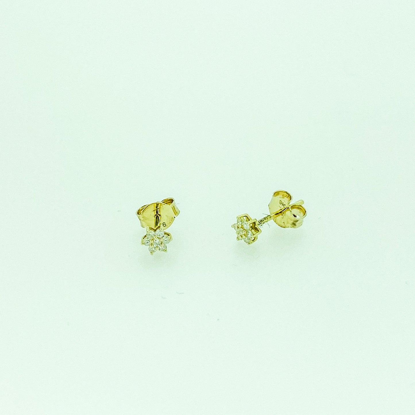 9ct Gold Star Diamond Stud Earrings | 0.13ct - John Ross Jewellers