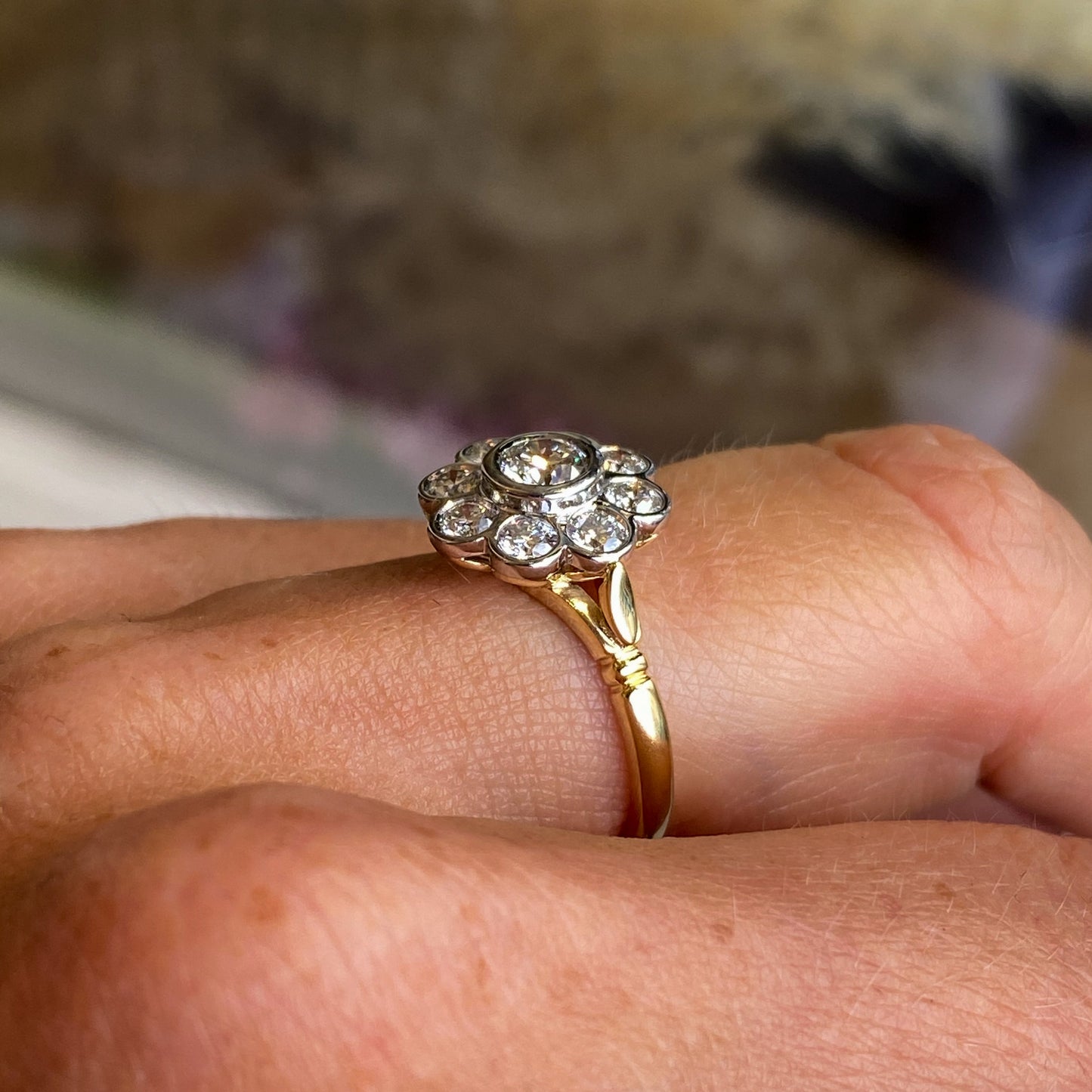 18ct Gold 1.01ct Diamond Flower Cluster Ring - John Ross Jewellers