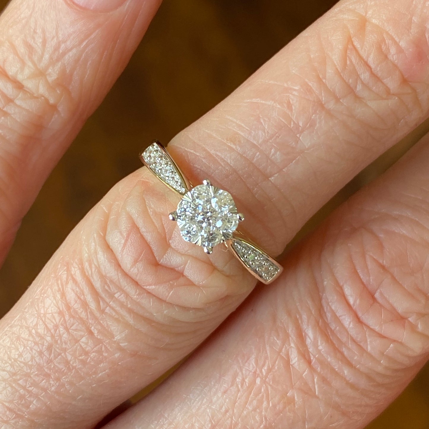 9ct Gold Solitaire Cluster Engagement Ring - John Ross Jewellers