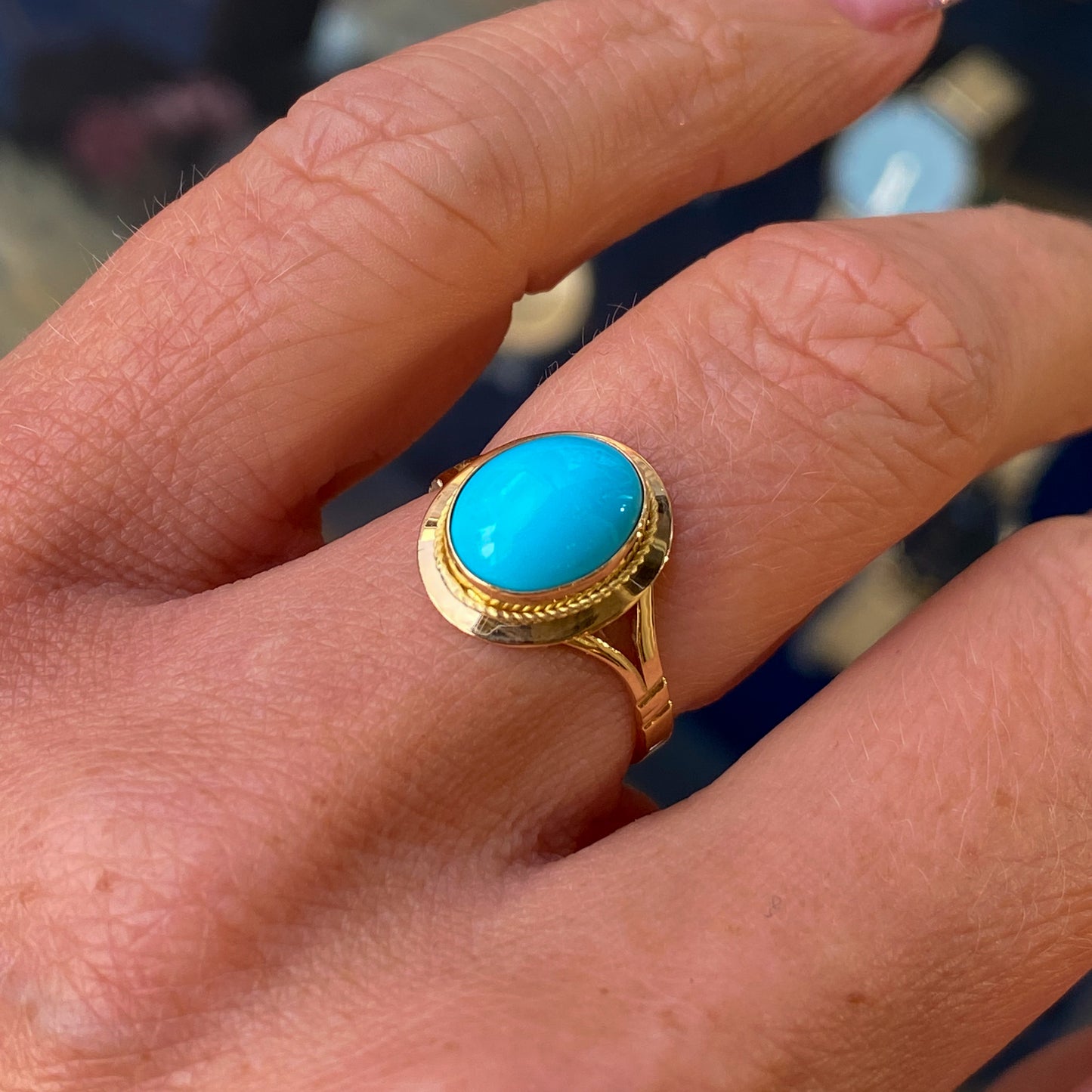 18ct Gold Turquoise Ring | Oval - John Ross Jewellers