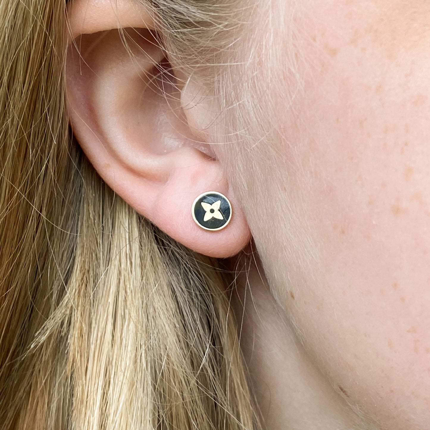 9ct Gold Black Enamel Cross Stud Earrings | 8mm - John Ross Jewellers
