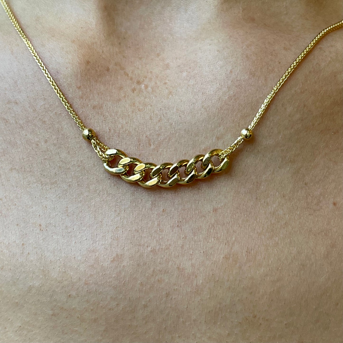 9ct Gold Curb Centrepiece Necklace - John Ross Jewellers