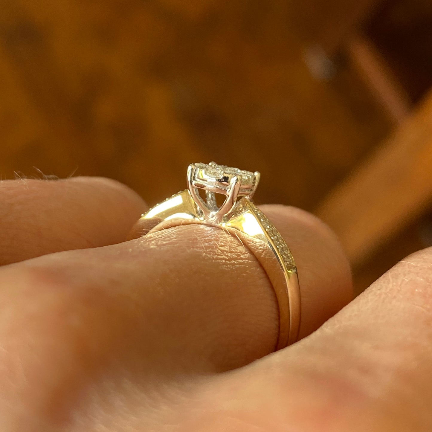 9ct Gold Solitaire Cluster Engagement Ring - John Ross Jewellers