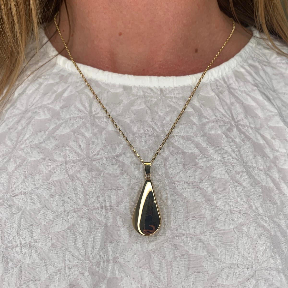 9ct Gold Tear Shaped Polished Locket Necklace - John Ross Jewellers