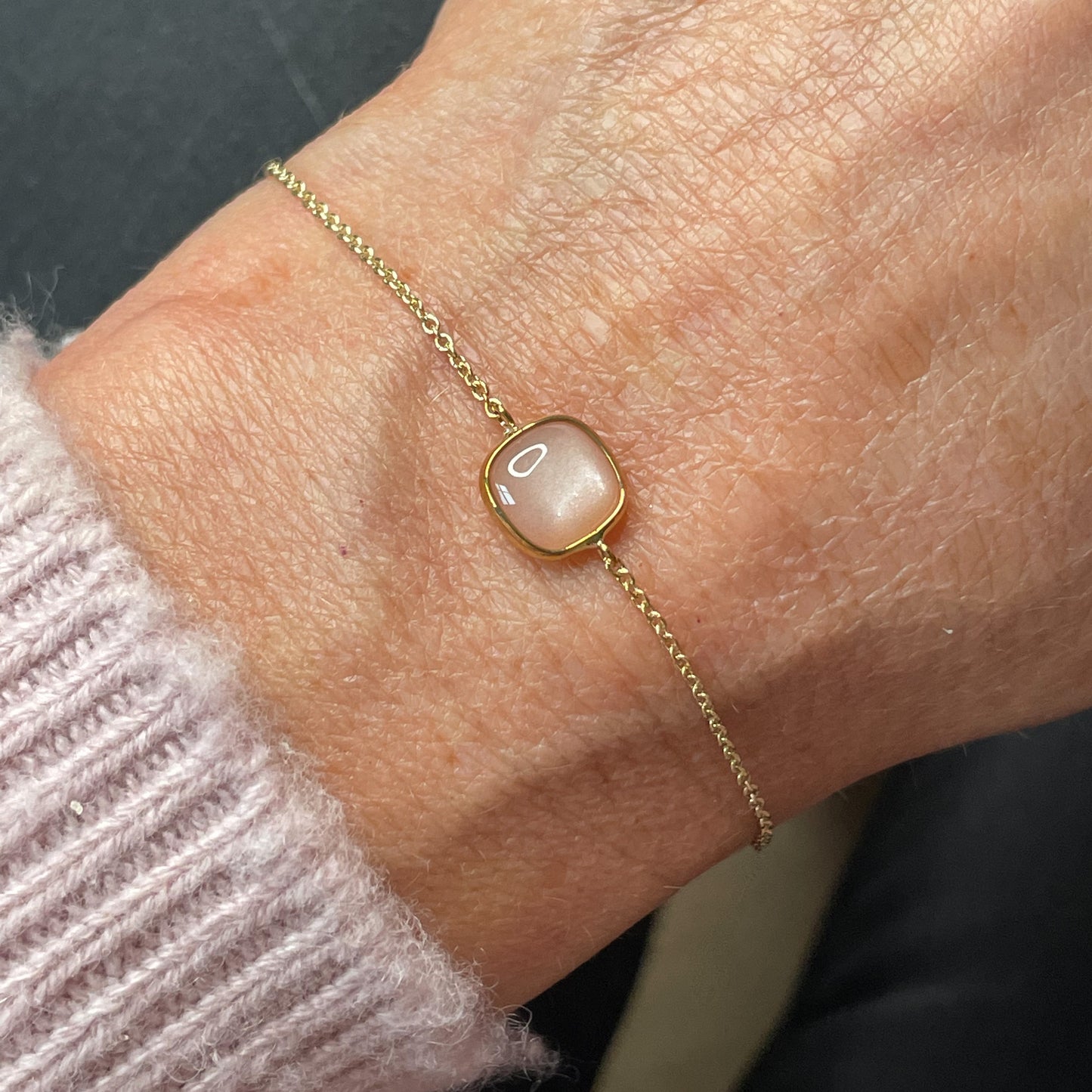 9ct Gold Rose Jade Bracelet - John Ross Jewellers