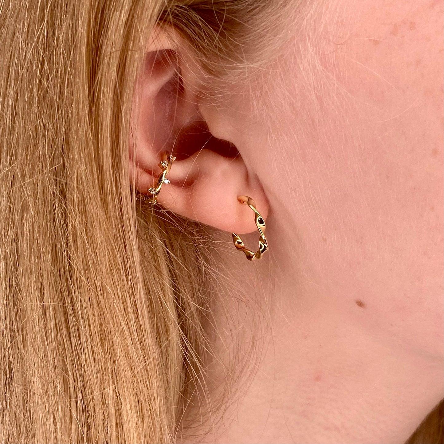 SUNSHINE Twist Hoop Earrings - John Ross Jewellers