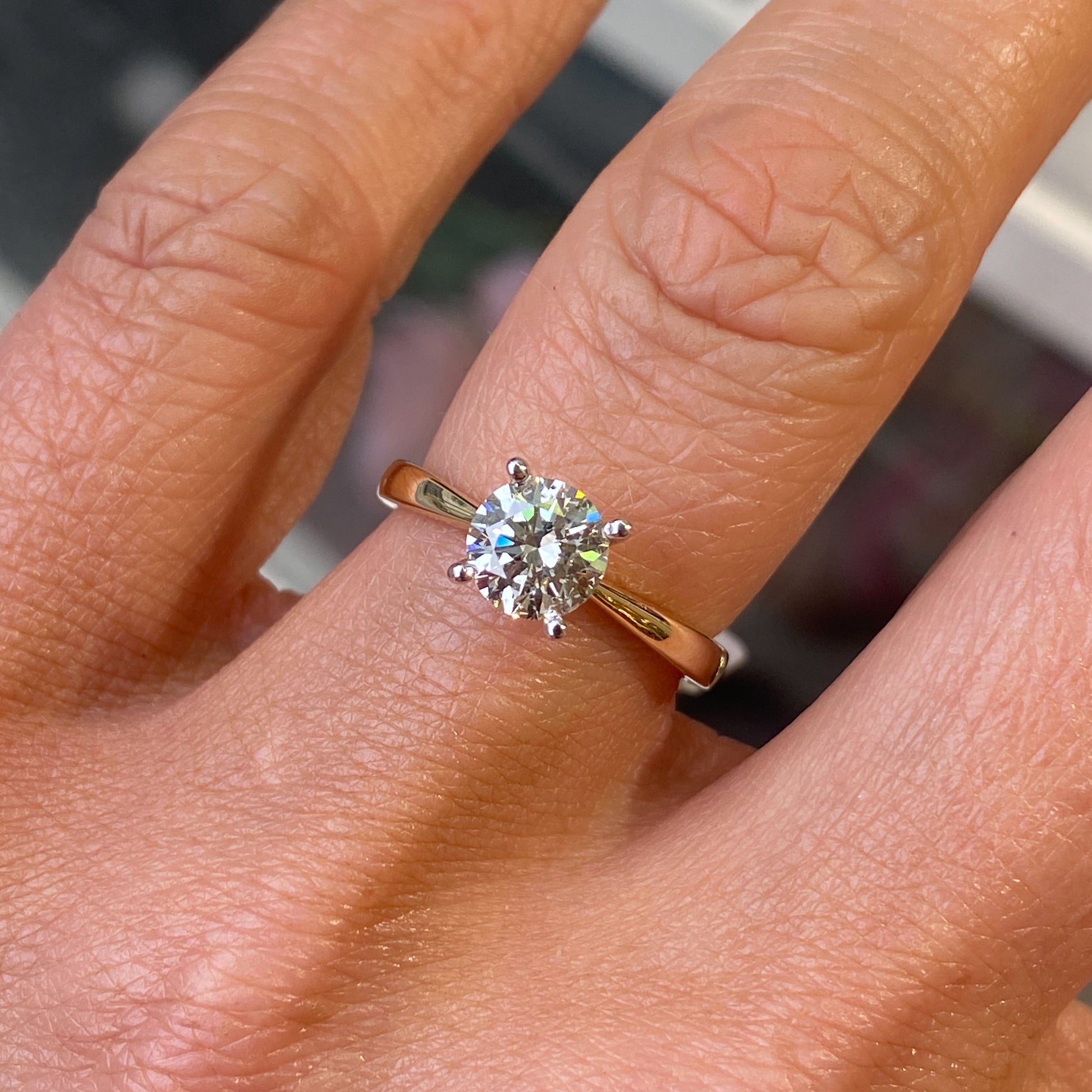 18ct Gold Diamond Solitaire Engagement Ring | 1.00ct Non Certificated - John Ross Jewellers