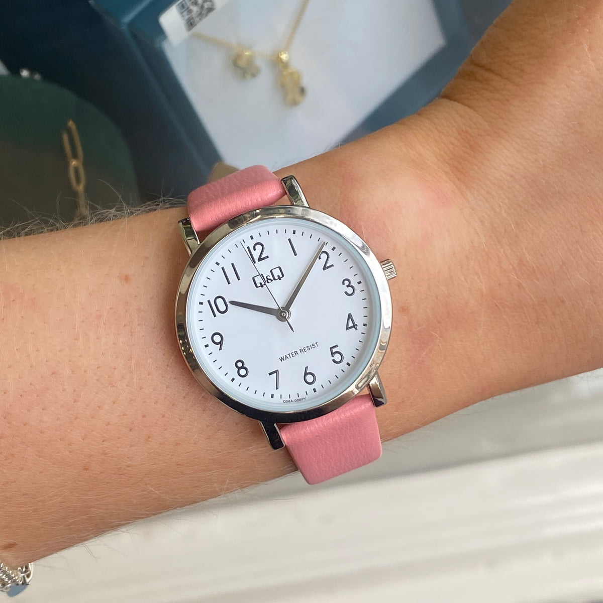 Q&Q Ladies Silver Pink Leather Watch