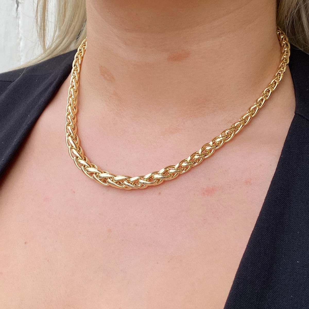 9ct Gold Graduated Chunky Palmier Necklace