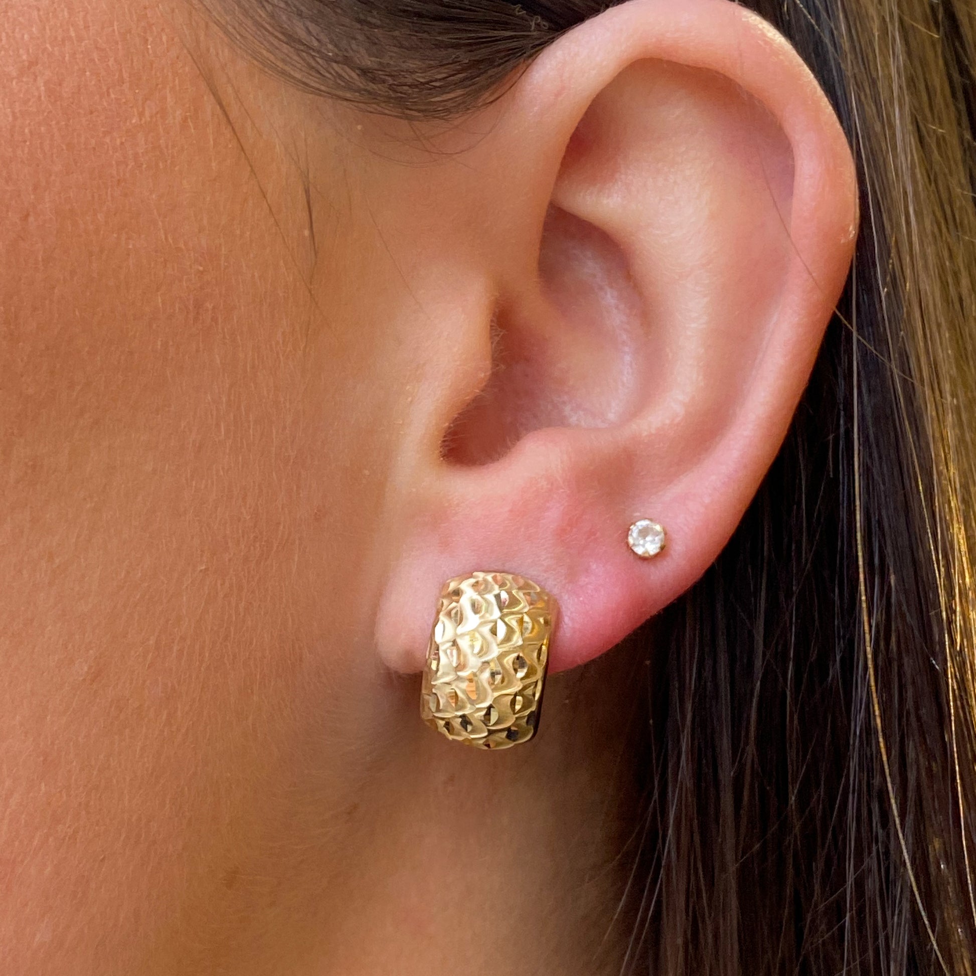 9ct Gold Wide Patterned Stud & Clip Earrings - John Ross Jewellers