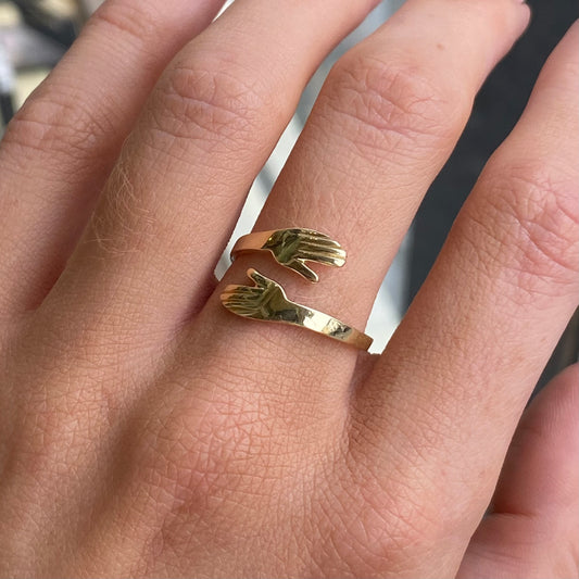 9ct Gold Hug Ring