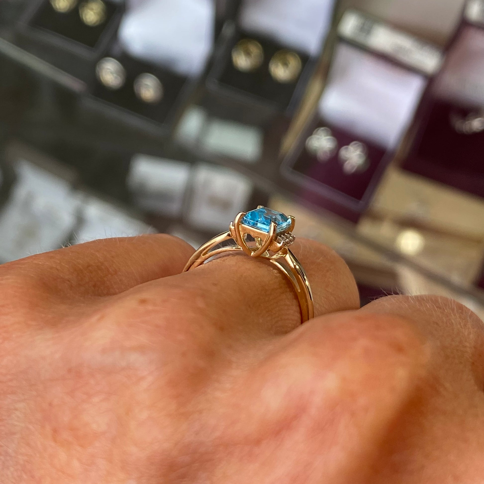 9ct Gold Sky Blue Topaz & Diamond Ring - John Ross Jewellers