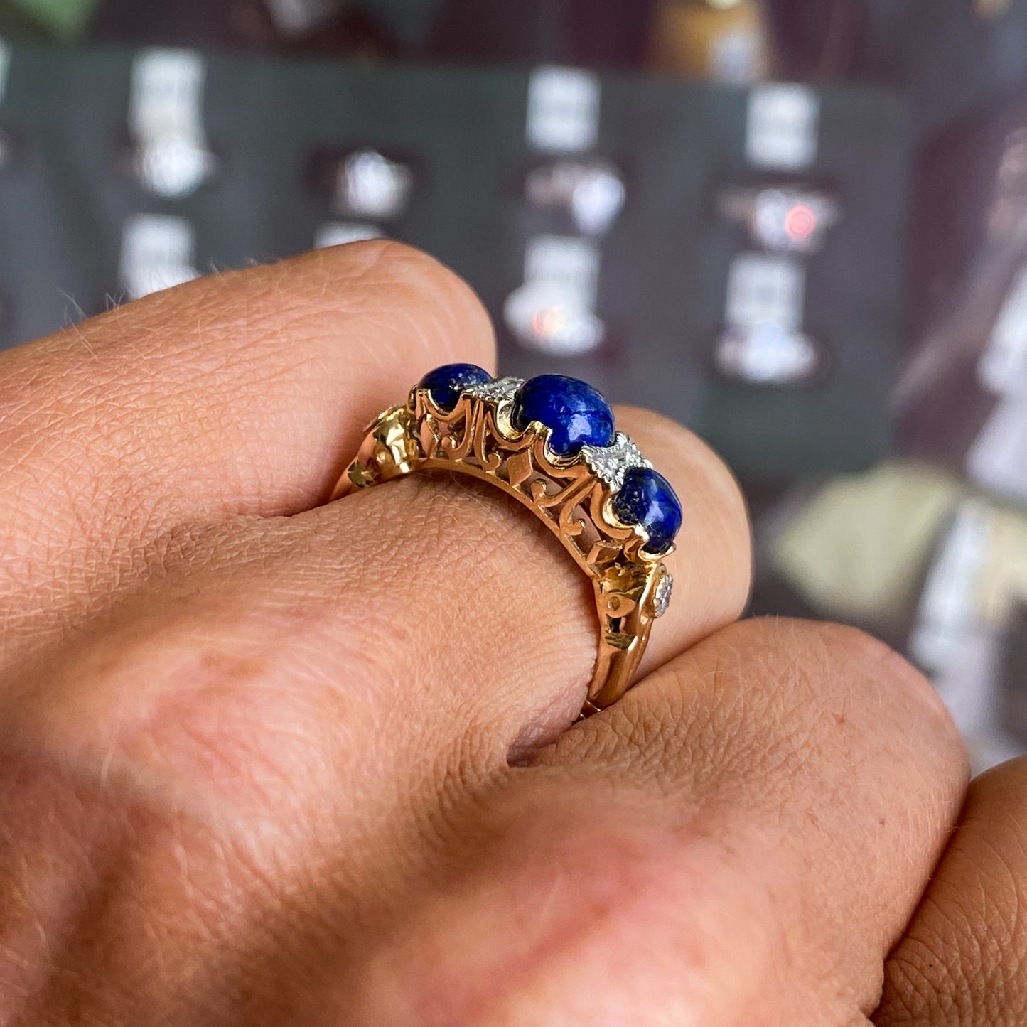 9ct Gold Lapis Lazuli & Diamond Ring