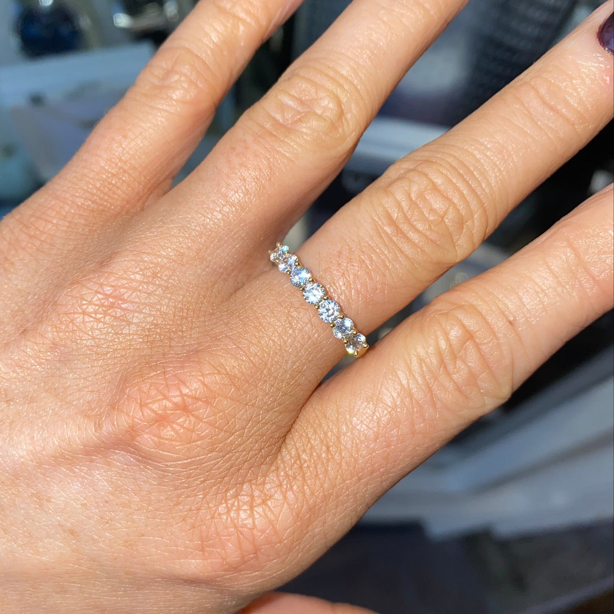 Sevenesty Rings 9ct Gold CZ Seven Stone Eternity Ring