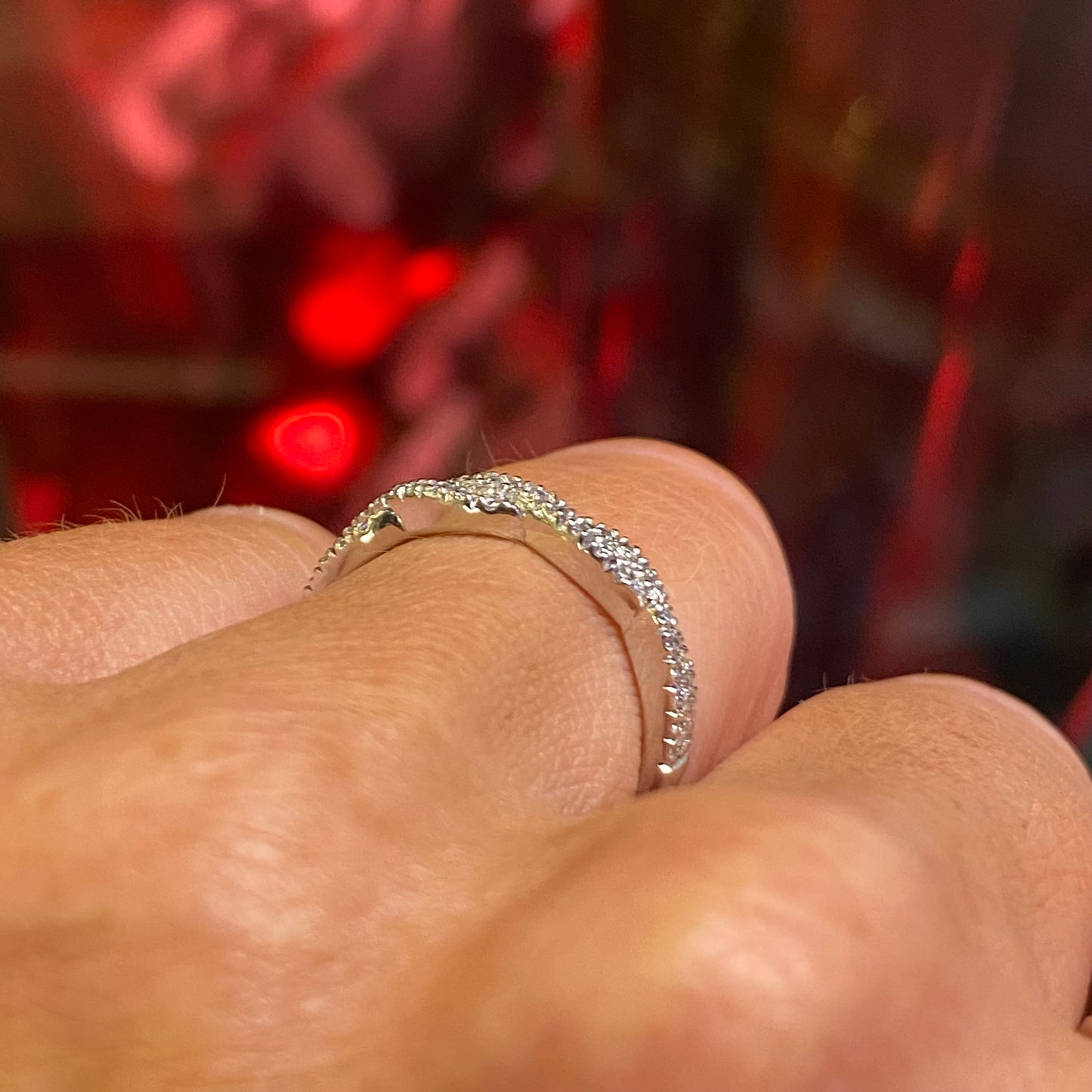 18ct White Gold Diamond Infinity Wedding Ring