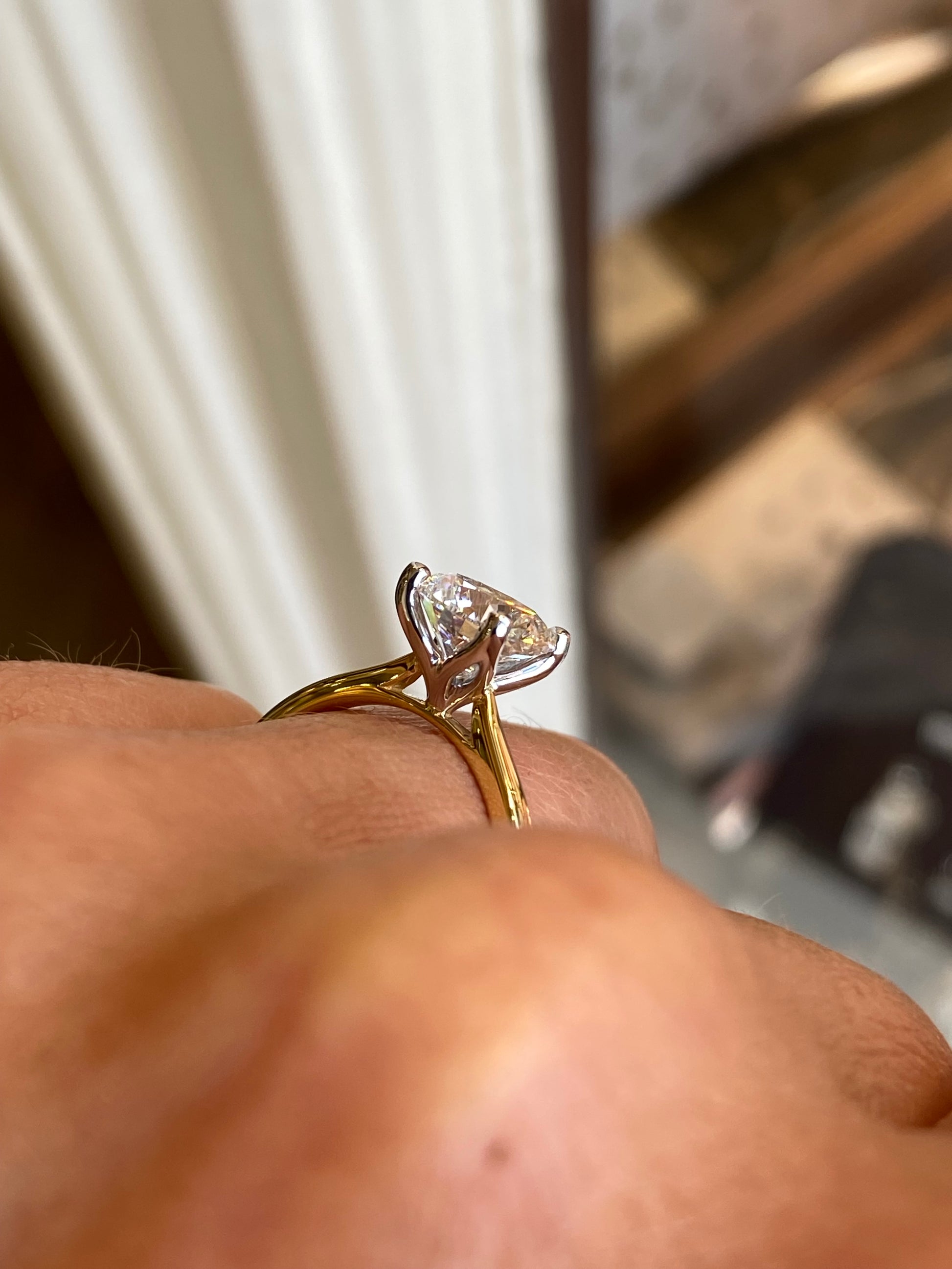 18ct Gold Solitaire Engagement Ring | 2.00ct Certificated Lab - John Ross Jewellers