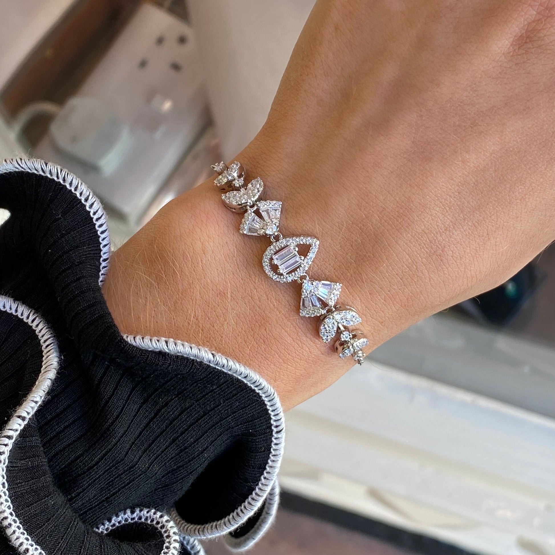 Silver Artemis Bracelet - John Ross Jewellers